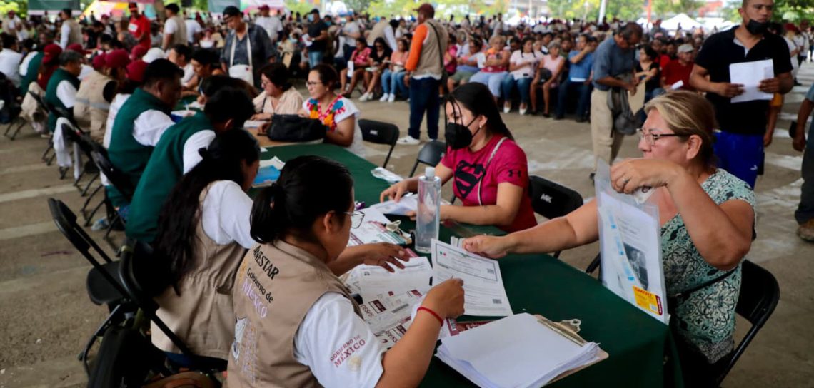 Inicia Entrega de Apoyos de $20 Mil a Familias Damnificadas en Veracruz