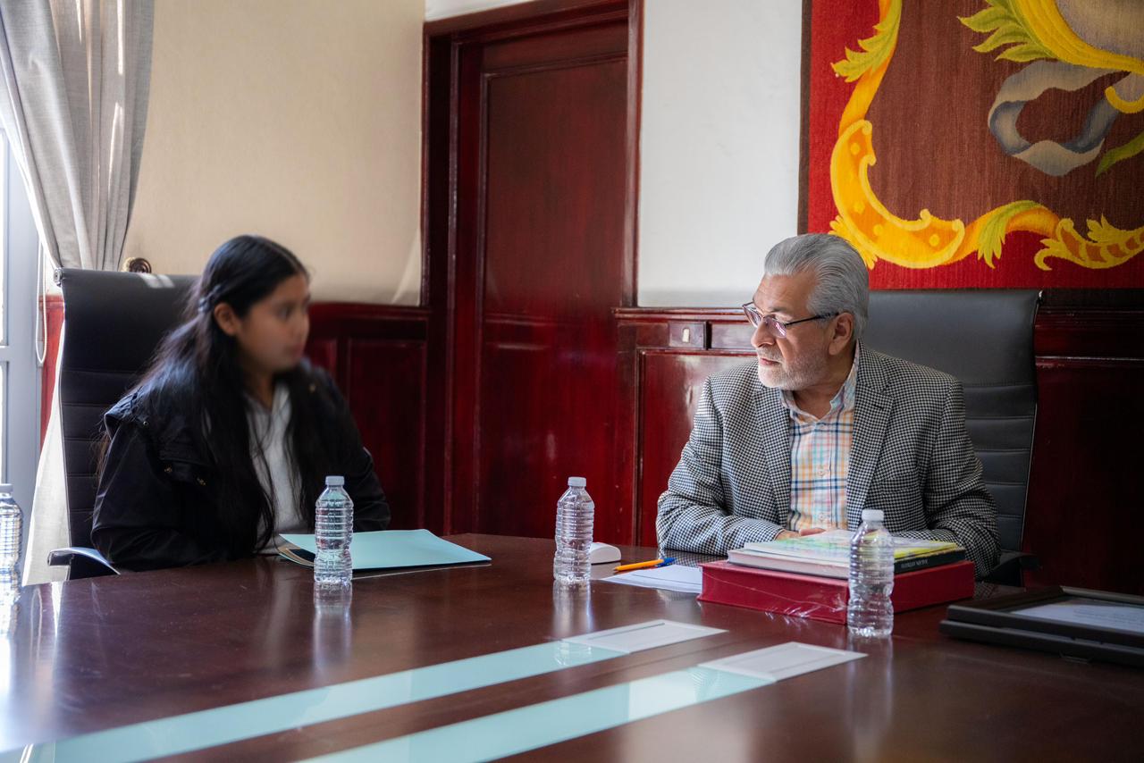 Alumna de El Castillo Gana Medalla Nacional de Informática