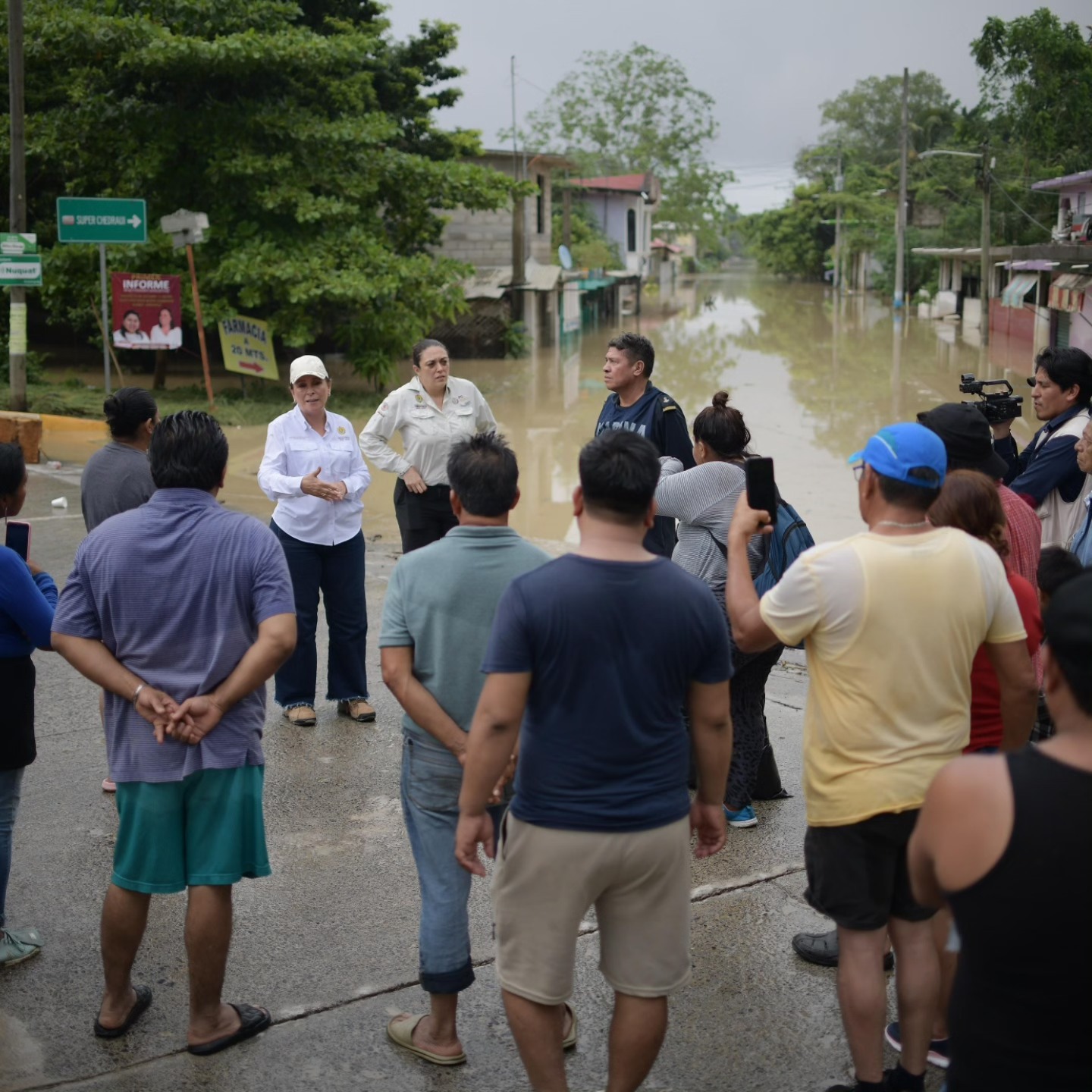 Sheinbaum Defiende a Nahle: Estuvo en Poza Rica Desde el Primer Momento, señaló