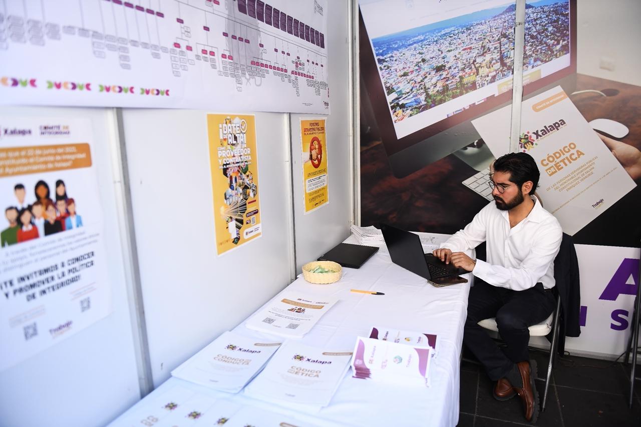 Jornada de Servicios y Transparencia en el Parque Benito Juárez