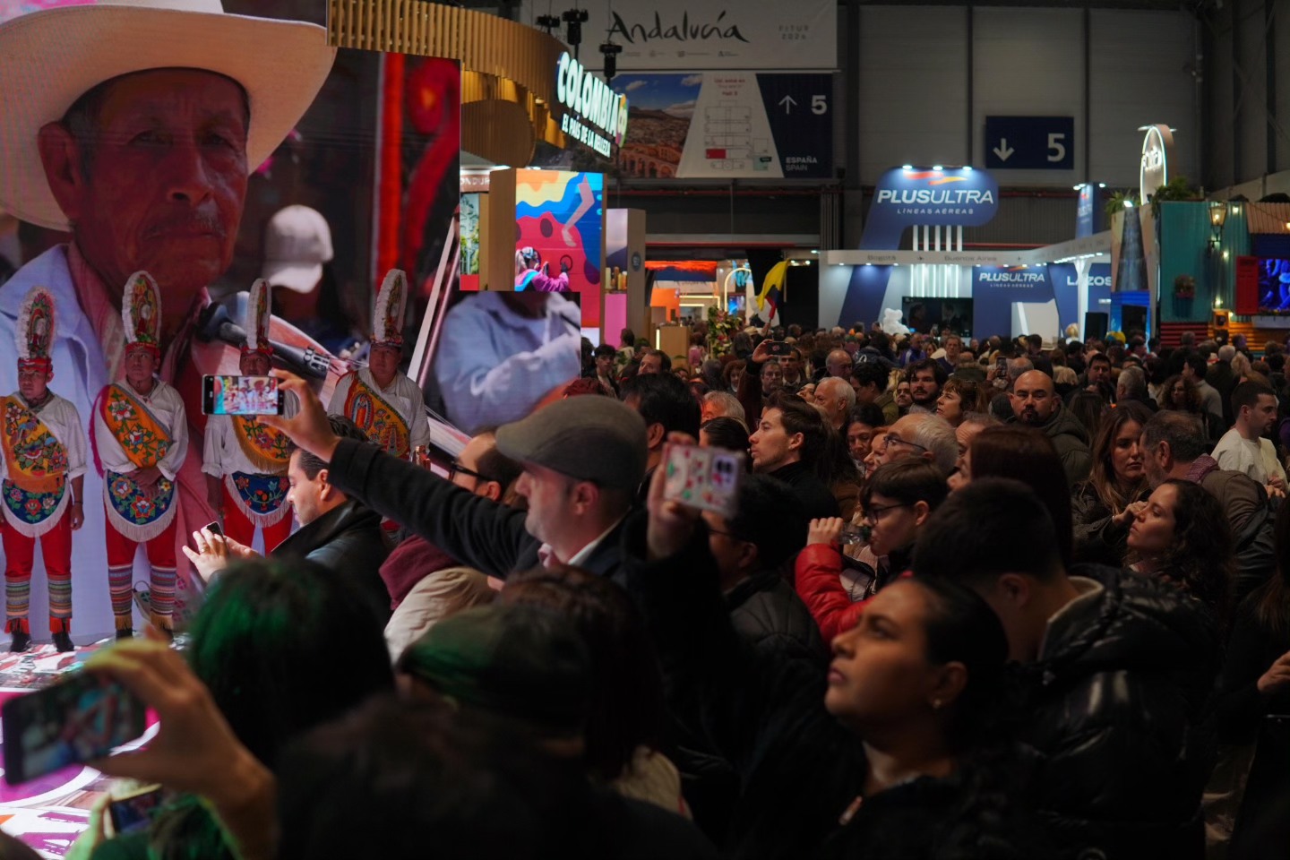 La Esencia Jarocha Brilla en la FITUR