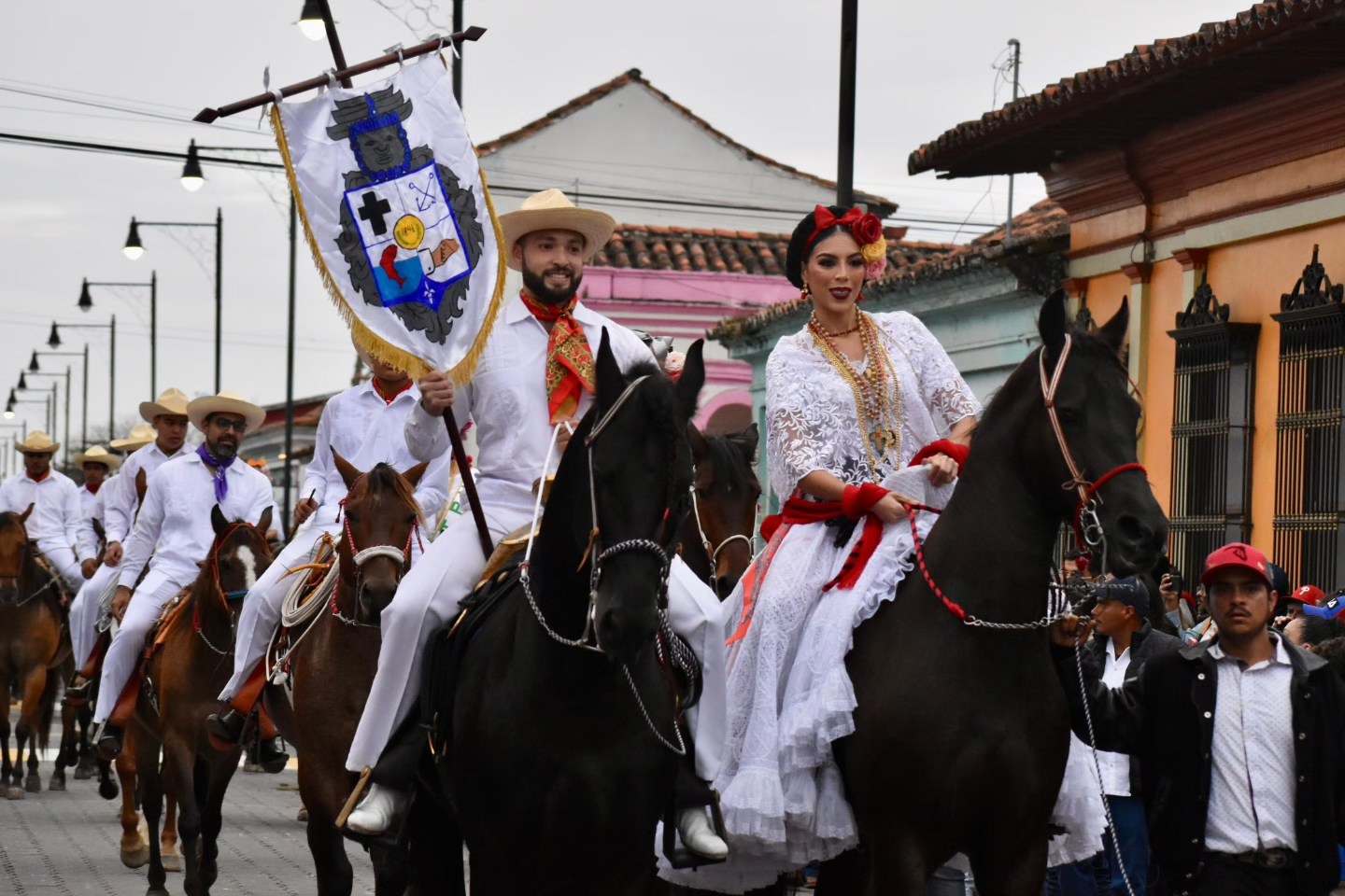 Arranca la Tradicional Cabalgata de la Candelaria