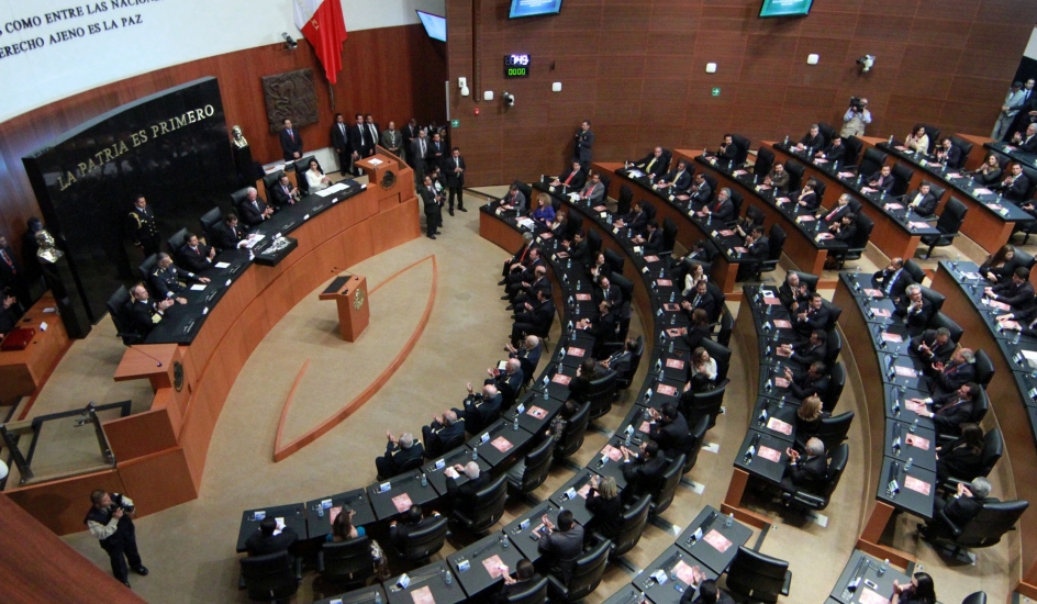 Senado Aprueba Jornadas de 40 Horas