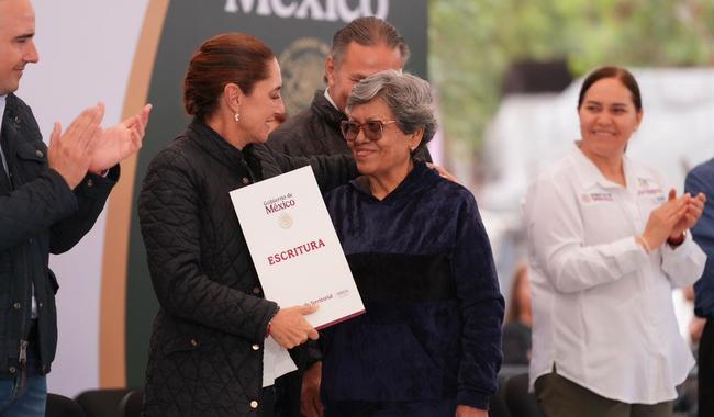 Claudia Sheinbaum Entrega las Primeras Llaves en Monclova