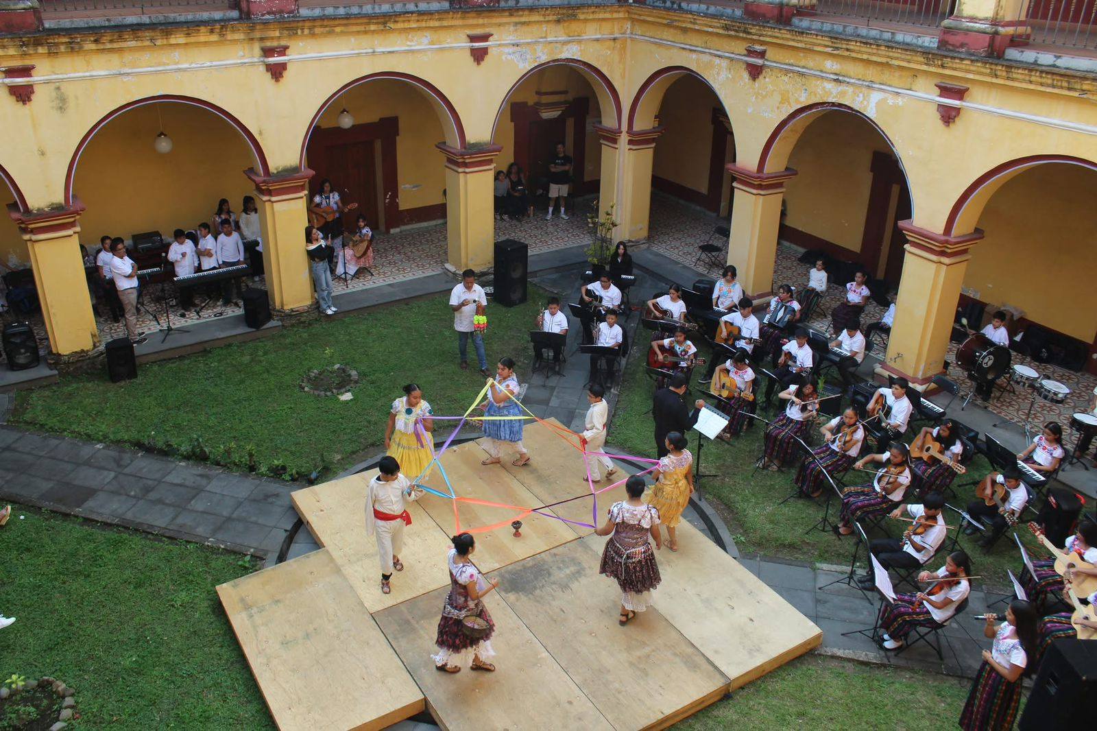 Celebran La Voz de mis Abuelos en Orizaba