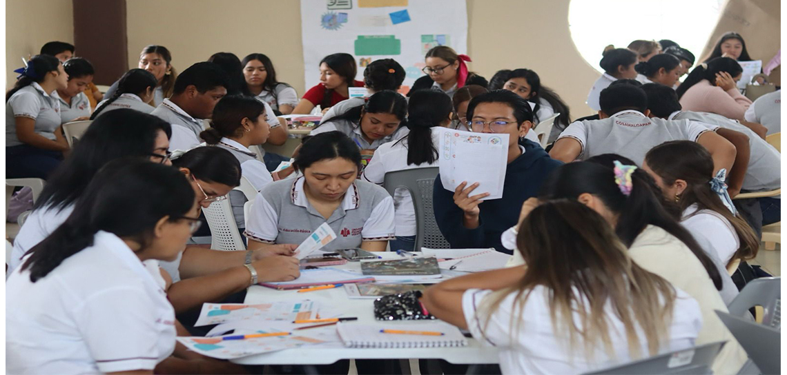 SEV Capacita a Futuros Docentes de Cosamaloapan