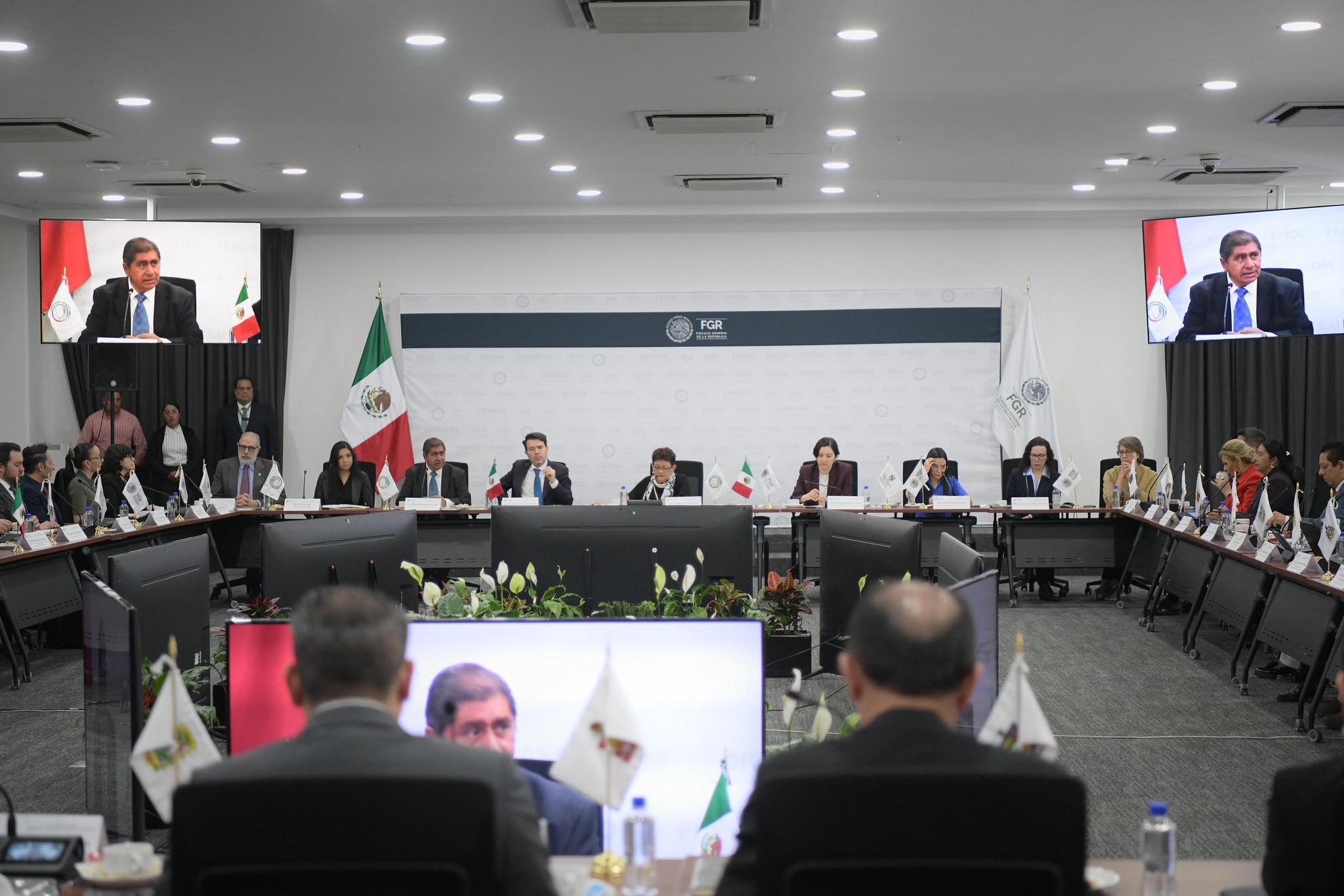 FGE Presente en Encuentro para Combatir la Desaparición de Personas