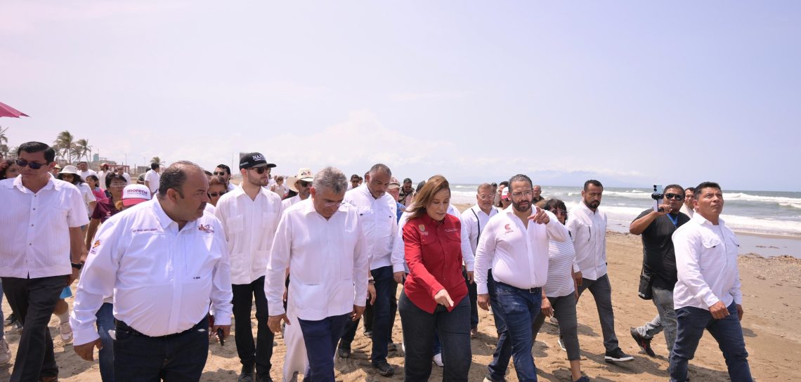 Supervisa Nahle Limpieza de Playas en Coatzacoalcos